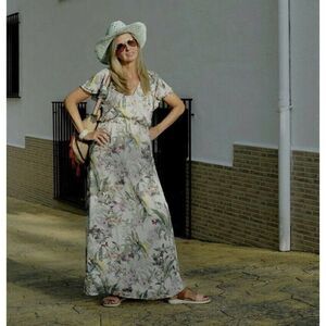 Chiffon Floral Beautiful Flowy Dress H&M Maxi New